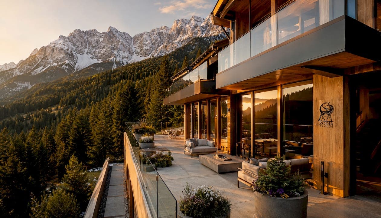 Alternative la branovia.ro: boutique hoteluri în Piatra Craiului 2026
